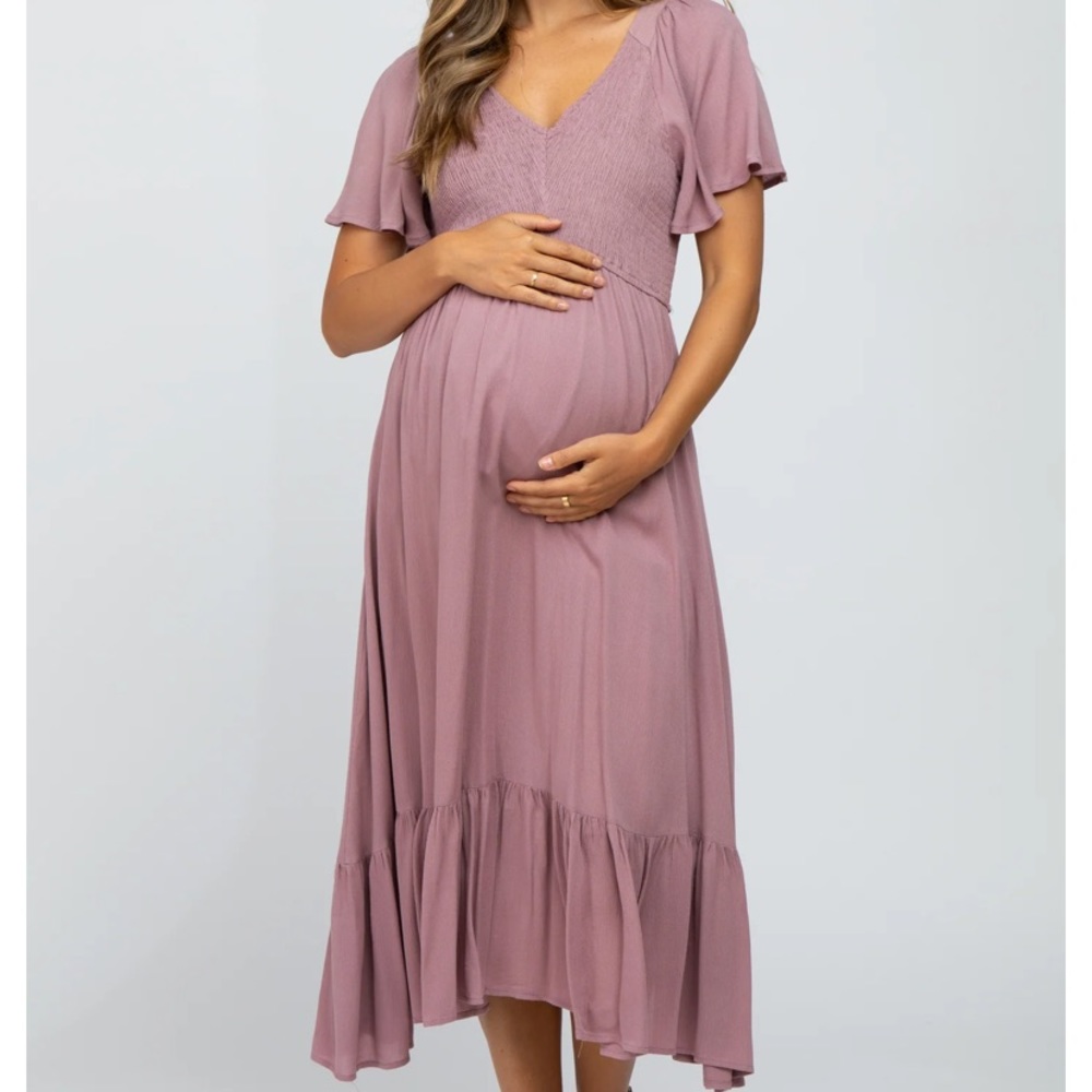 PinkBlush Smocked Maternity Dress NWOT sz small